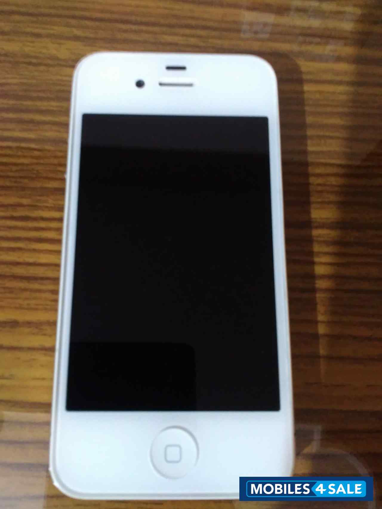 White Apple iPhone 4S