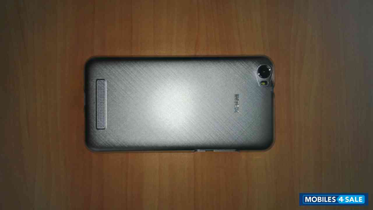 Grey Intex Cloud Swift