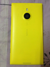 Yellow Nokia Lumia 1520