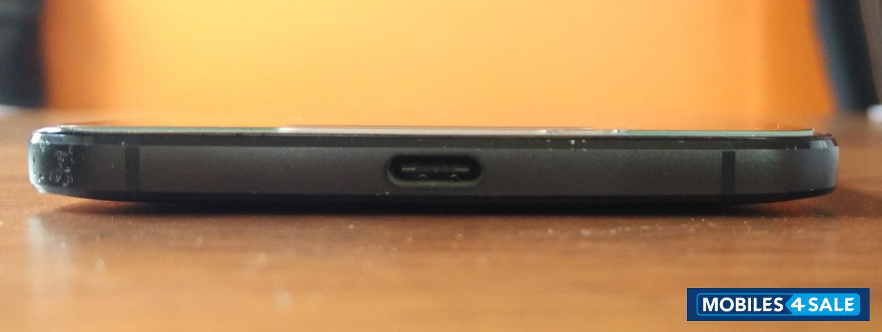 Black Huawei Nexus 6P 32 GB Black Huawei Nexus 6P 32 GB