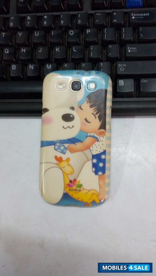 White Samsung Galaxy S3