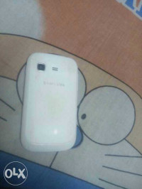 White Samsung Galaxy Pocket