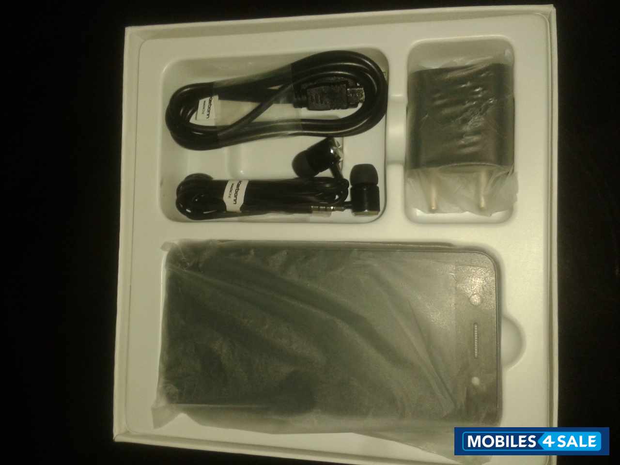 Black Karbonn Titanium Mach One S310