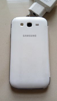 White Samsung Galaxy Grand GT-I9082