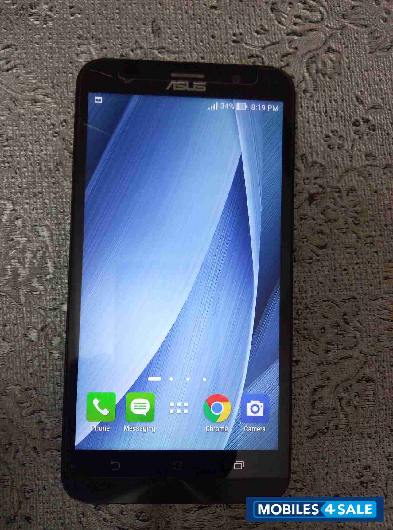 Silver Asus Zenfone 2 ZE551ML