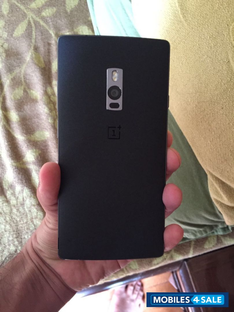 Sandstone Black OnePlus Two