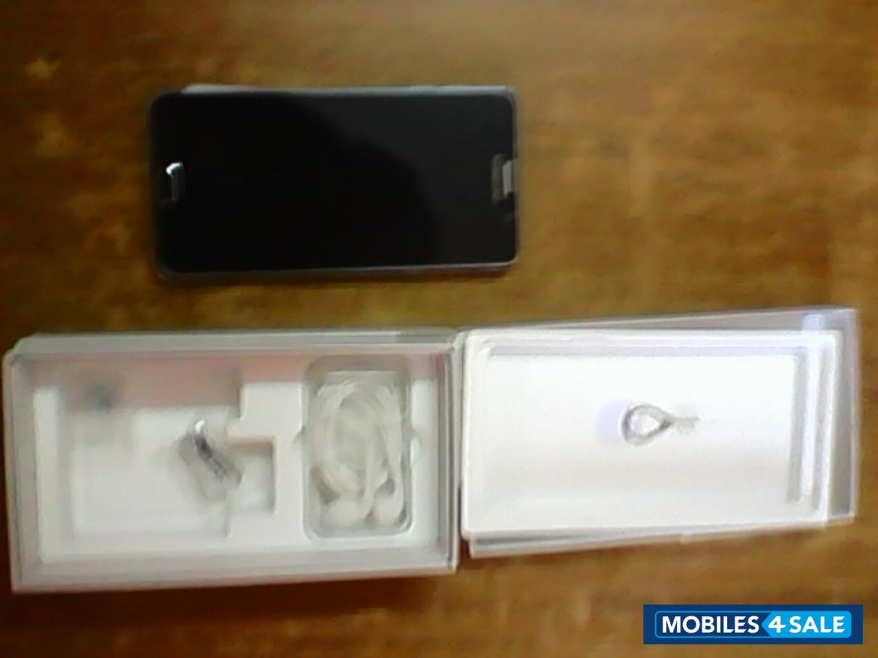 Black Samsung Galaxy Note 5