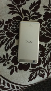 Topaz Gold HTC HTC one x9