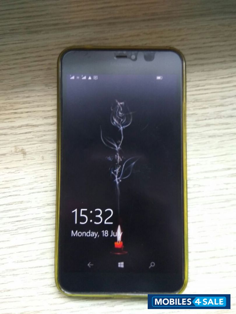 Black Microsoft Lumia 640 XL LTE