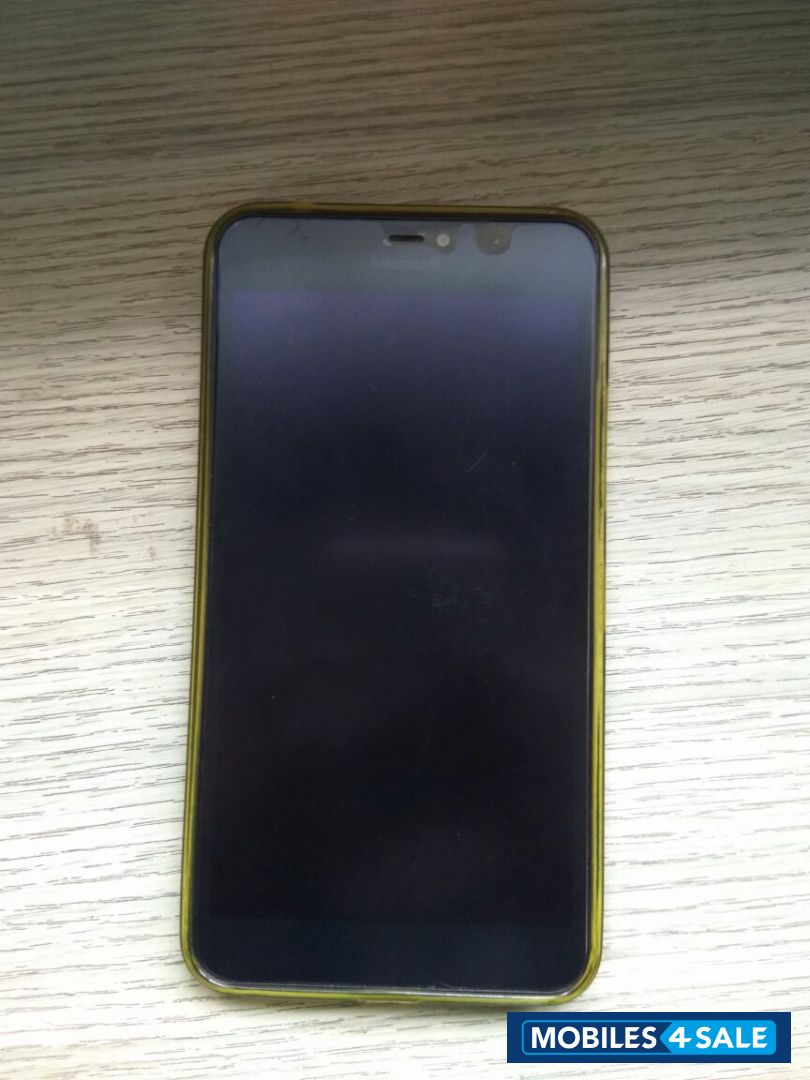 Black Microsoft Lumia 640 XL LTE