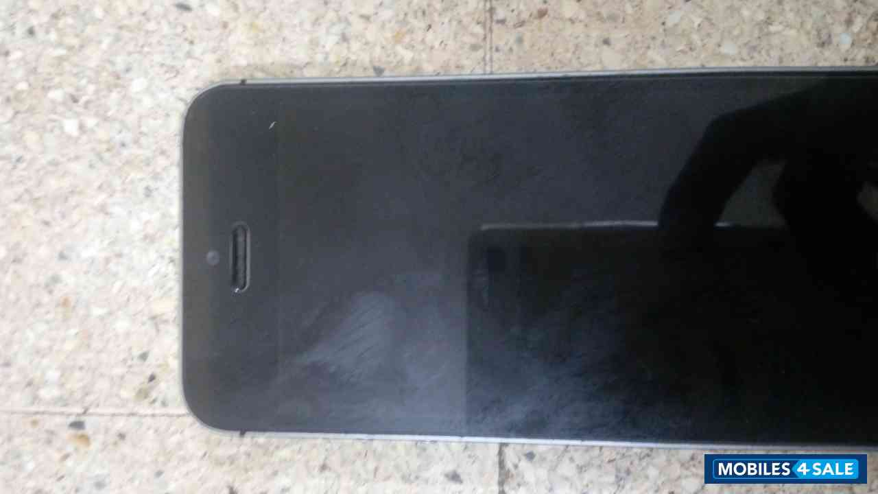 Space Gray Apple iPhone 5S