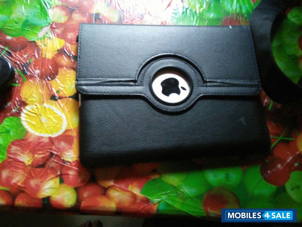 Silver Apple iPad3 Silver Apple iPad3