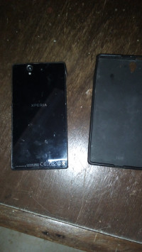 Black Sony Xperia Z