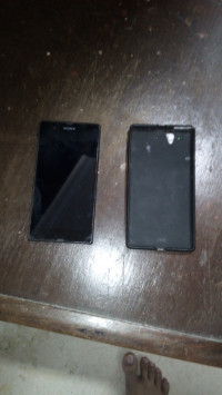 Black Sony Xperia Z