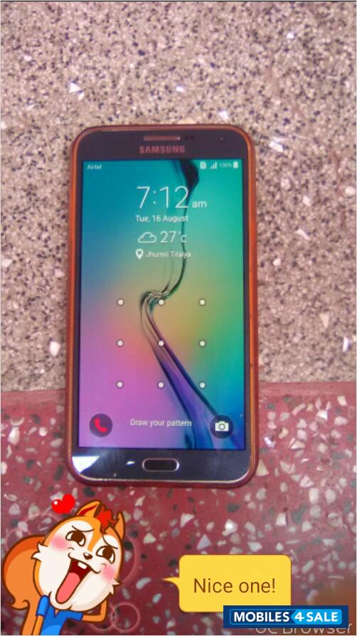 Black Samsung Galaxy E7