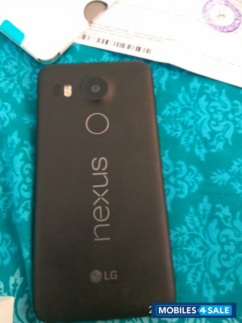 Black LG Nexus