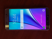 Gold Samsung Galaxy Note 5