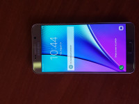 Gold Samsung Galaxy Note 5