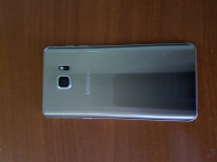 Gold Samsung Galaxy Note 5