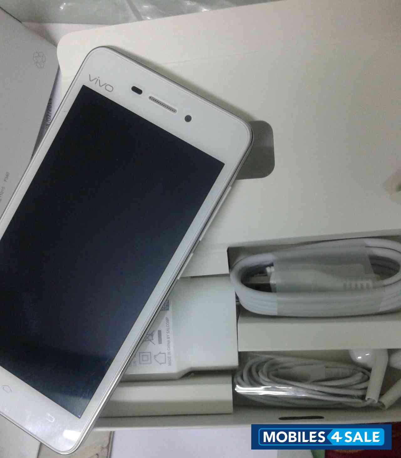 White Vivo Y31L