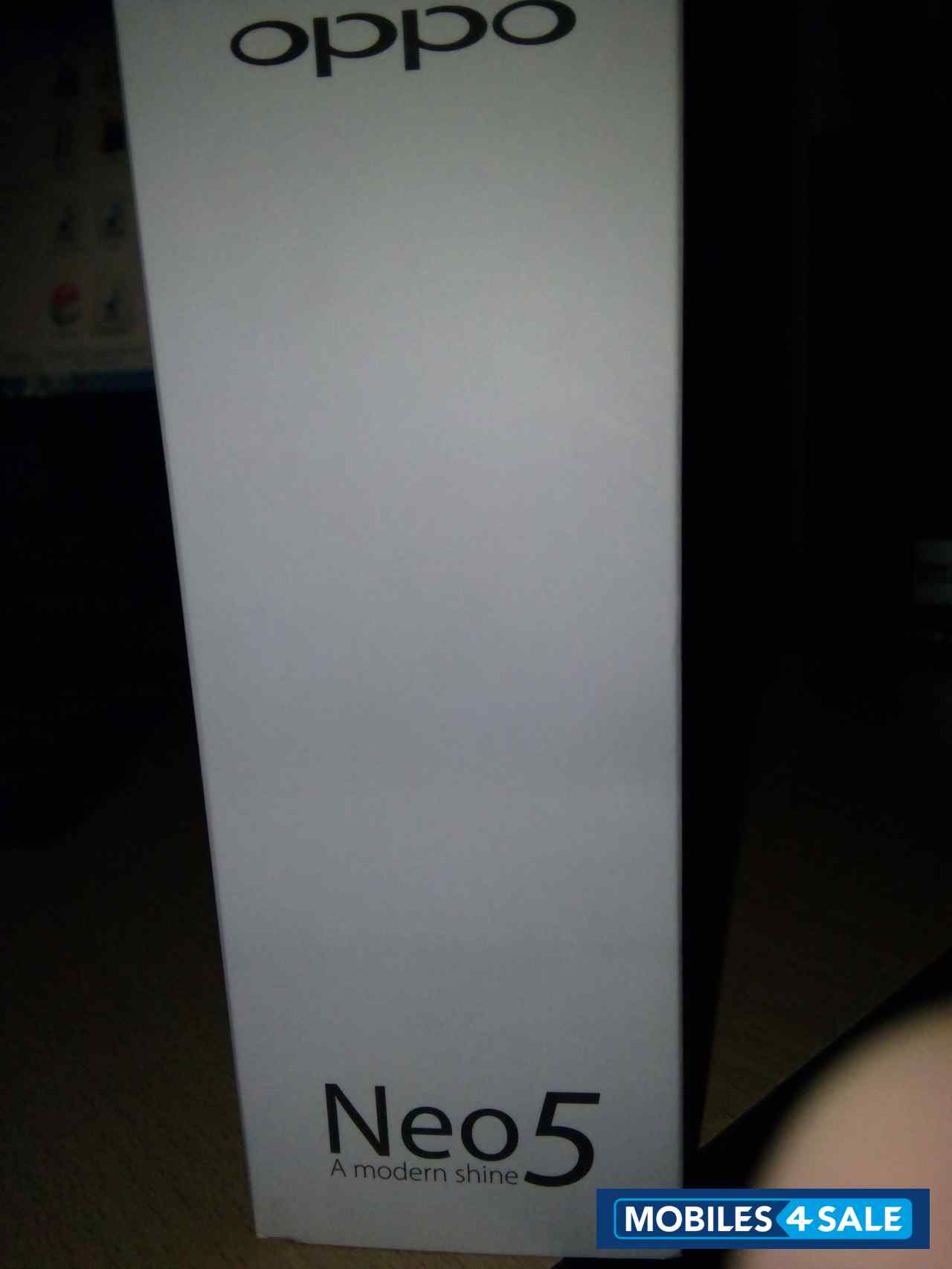 Black Oppo Neo 5