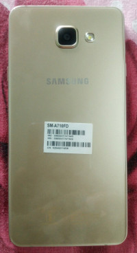 Black Samsung Galaxy A7 2016