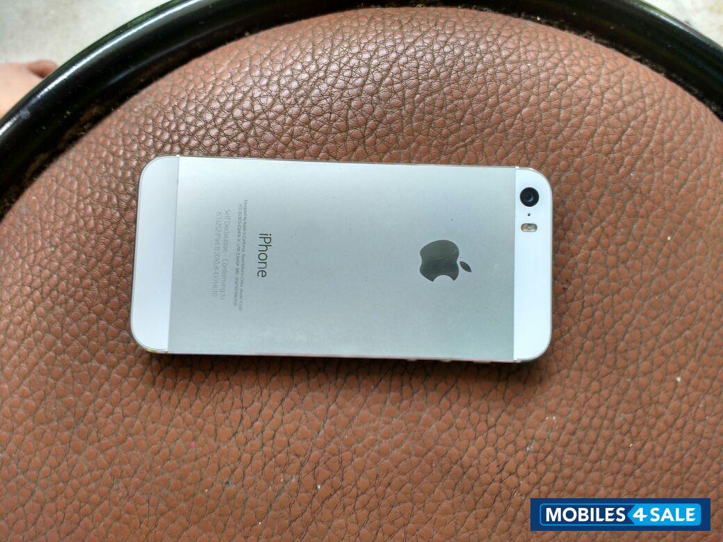 Silver Apple iPhone 5S
