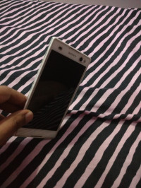 White Sony Xperia C3