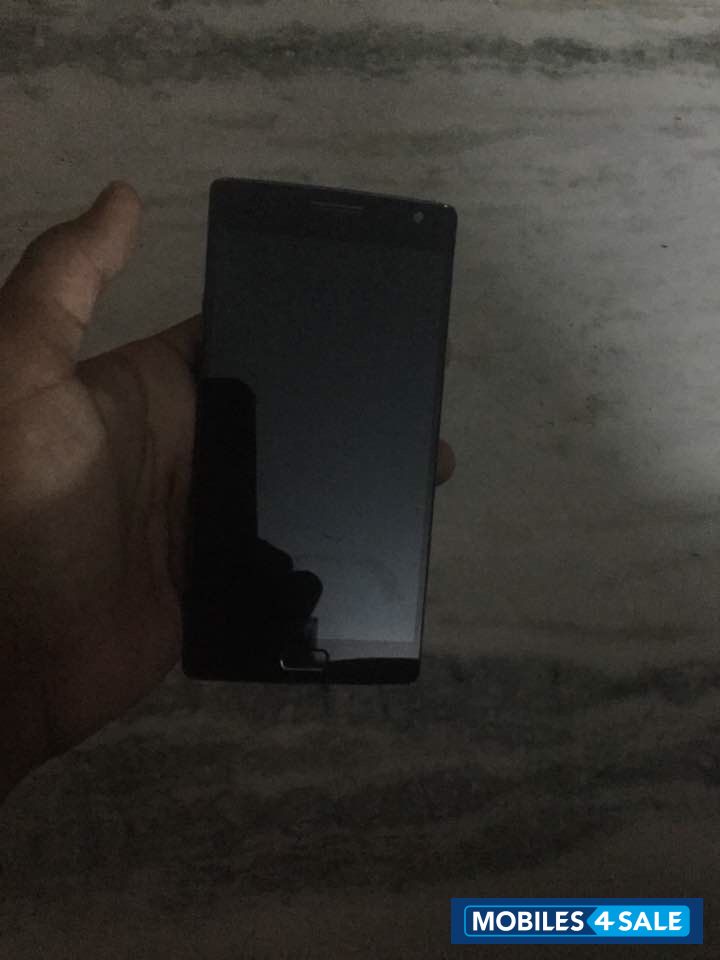 Sandstone Black OnePlus Two