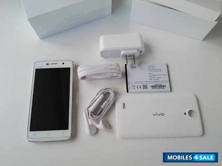 White Vivo Y21