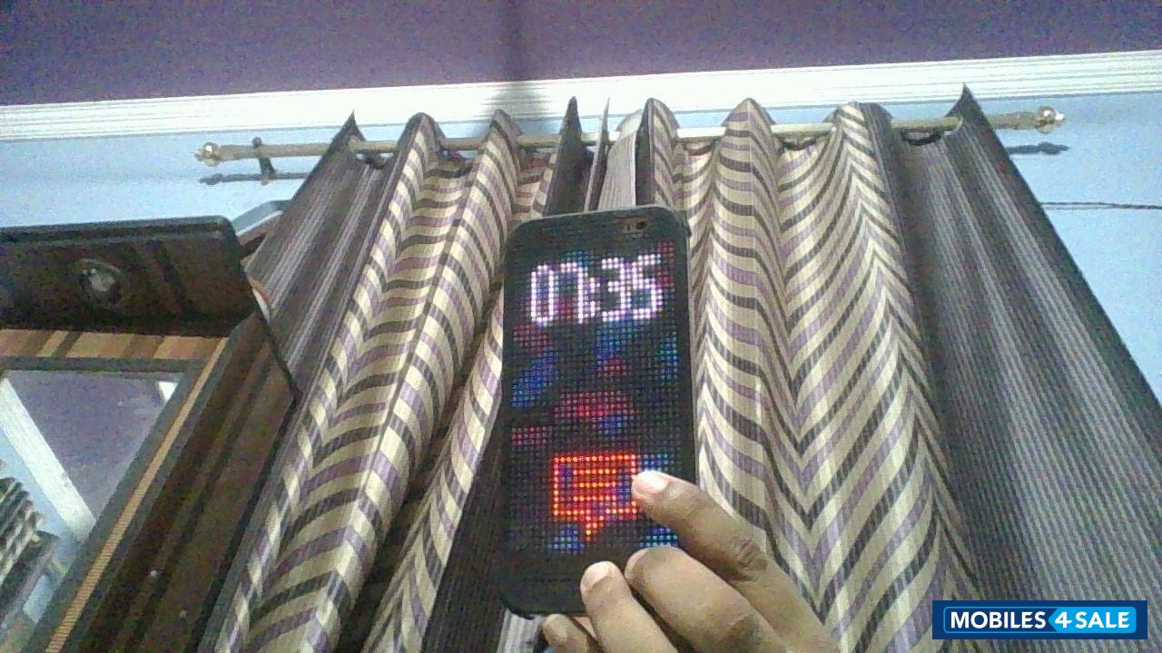 Amber Gold HTC One M8