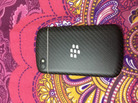 Black BlackBerry Q10