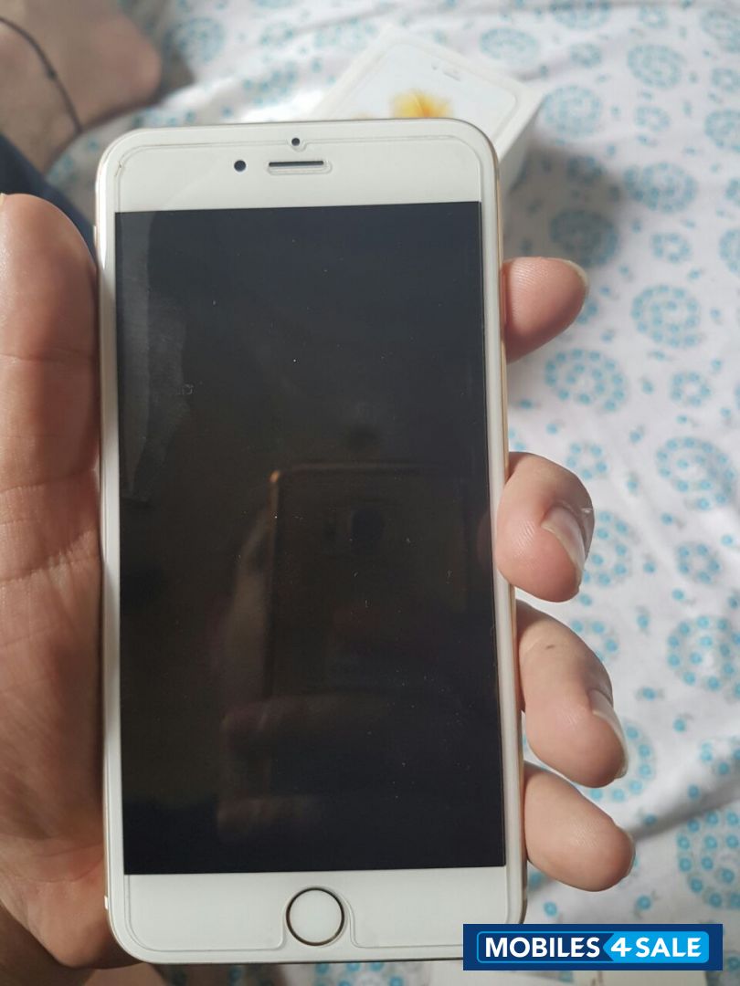 Gold Apple iPhone 6S Plus