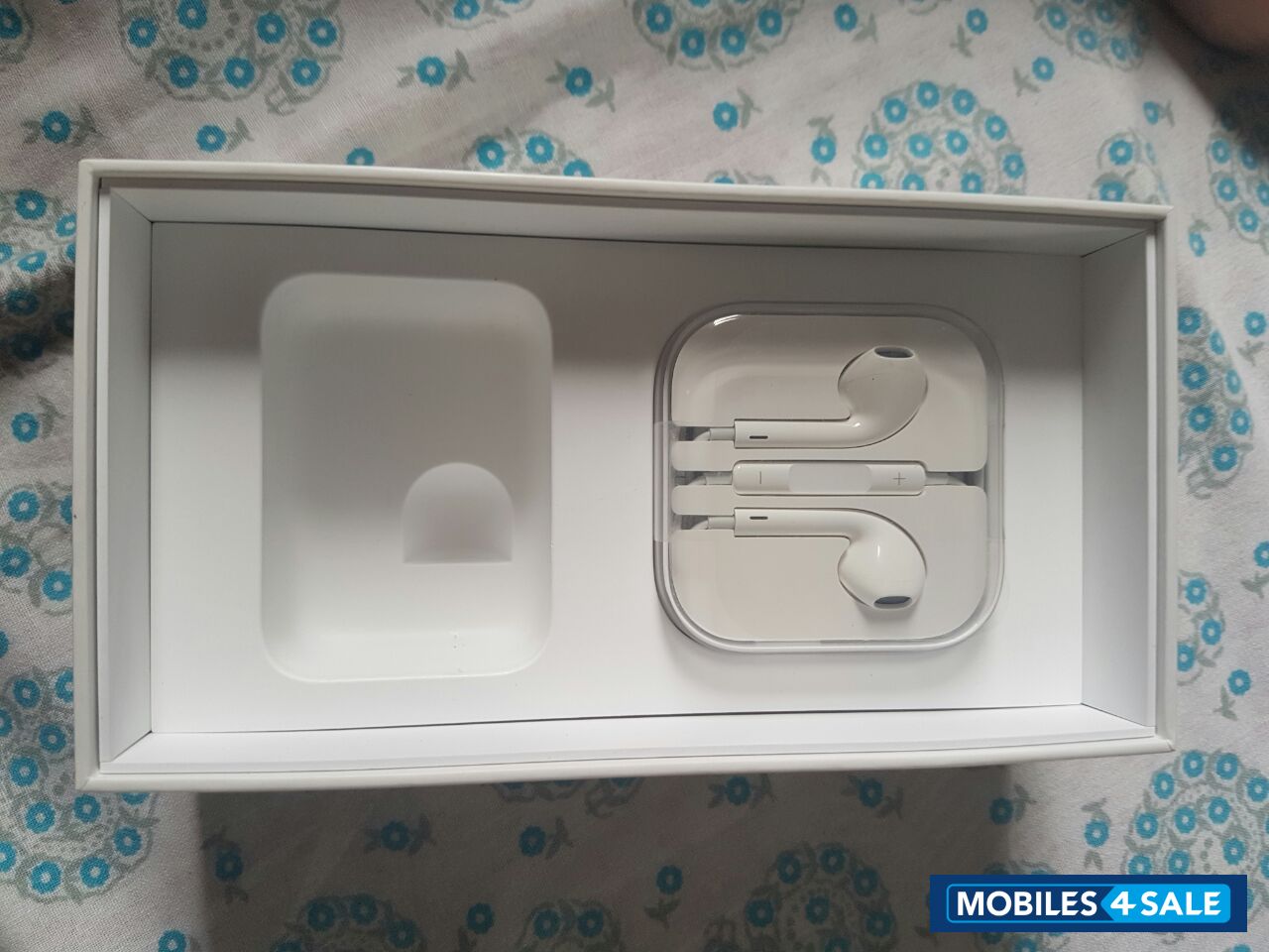 Gold Apple iPhone 6S Plus