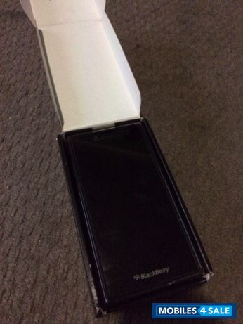 Grey BlackBerry Leap