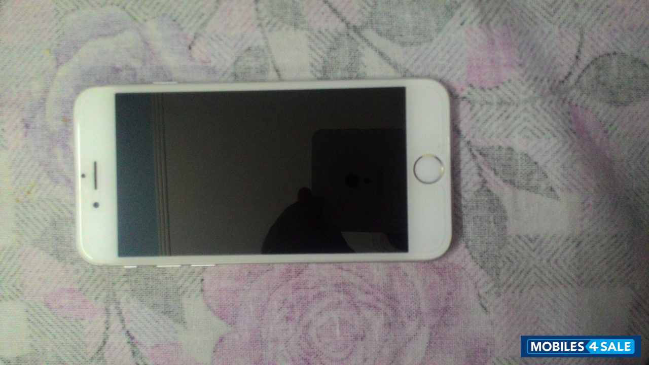 Silver Apple iPhone 6 Silver Apple iPhone 6
