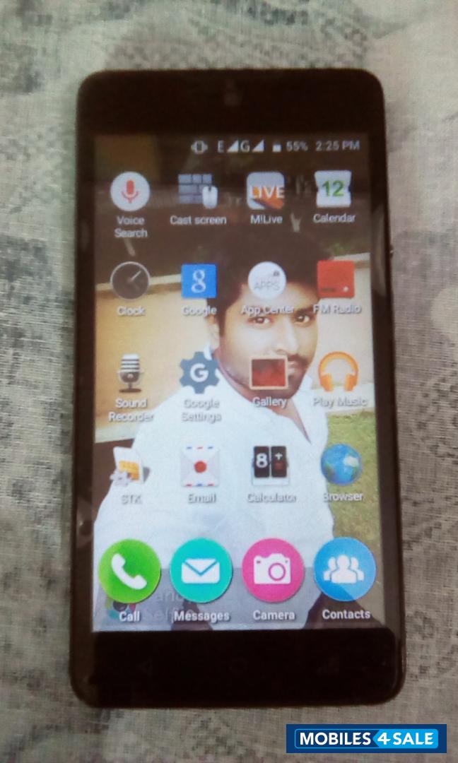 Black Micromax Canvas Selfie 2 Q340