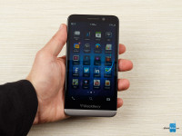 Black BlackBerry Z30