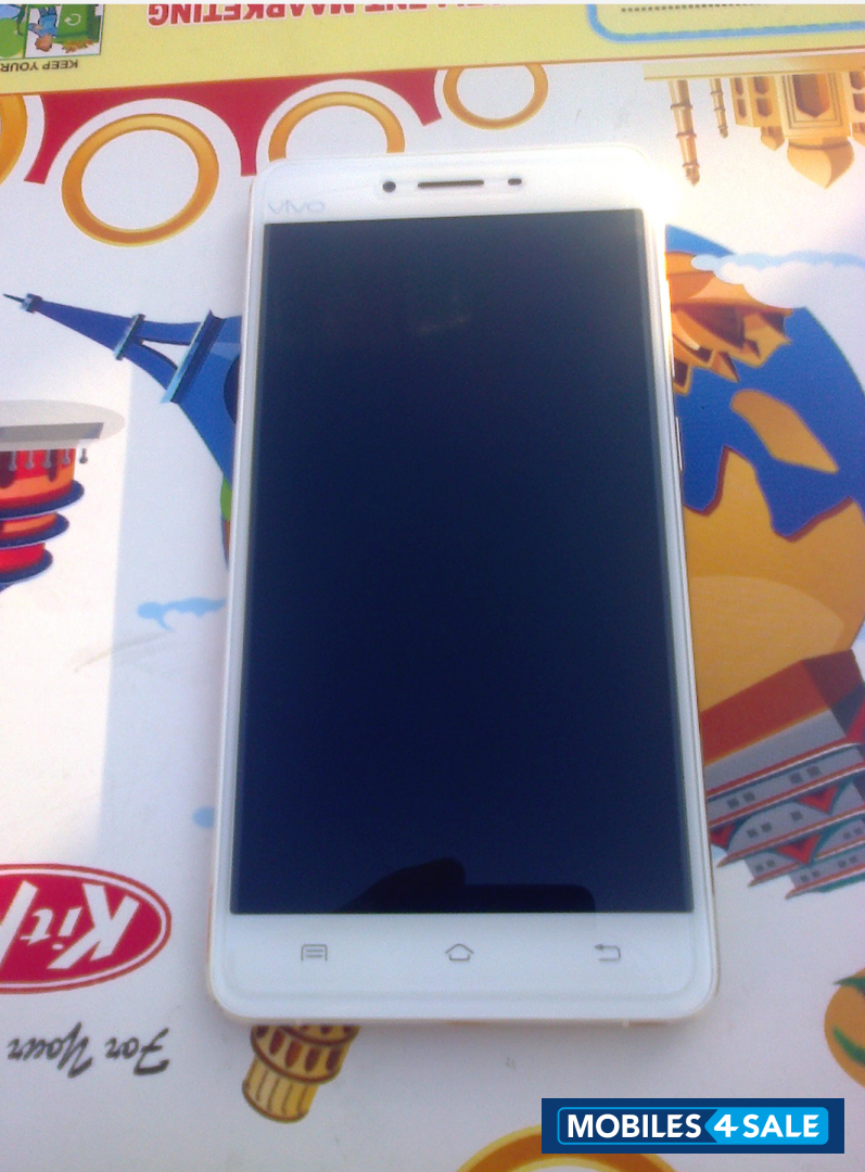 White And Gold Vivo V3 Max