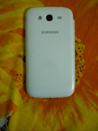 White Samsung Galaxy Grand GT-I9082
