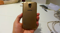 Golden Samsung Galaxy S5