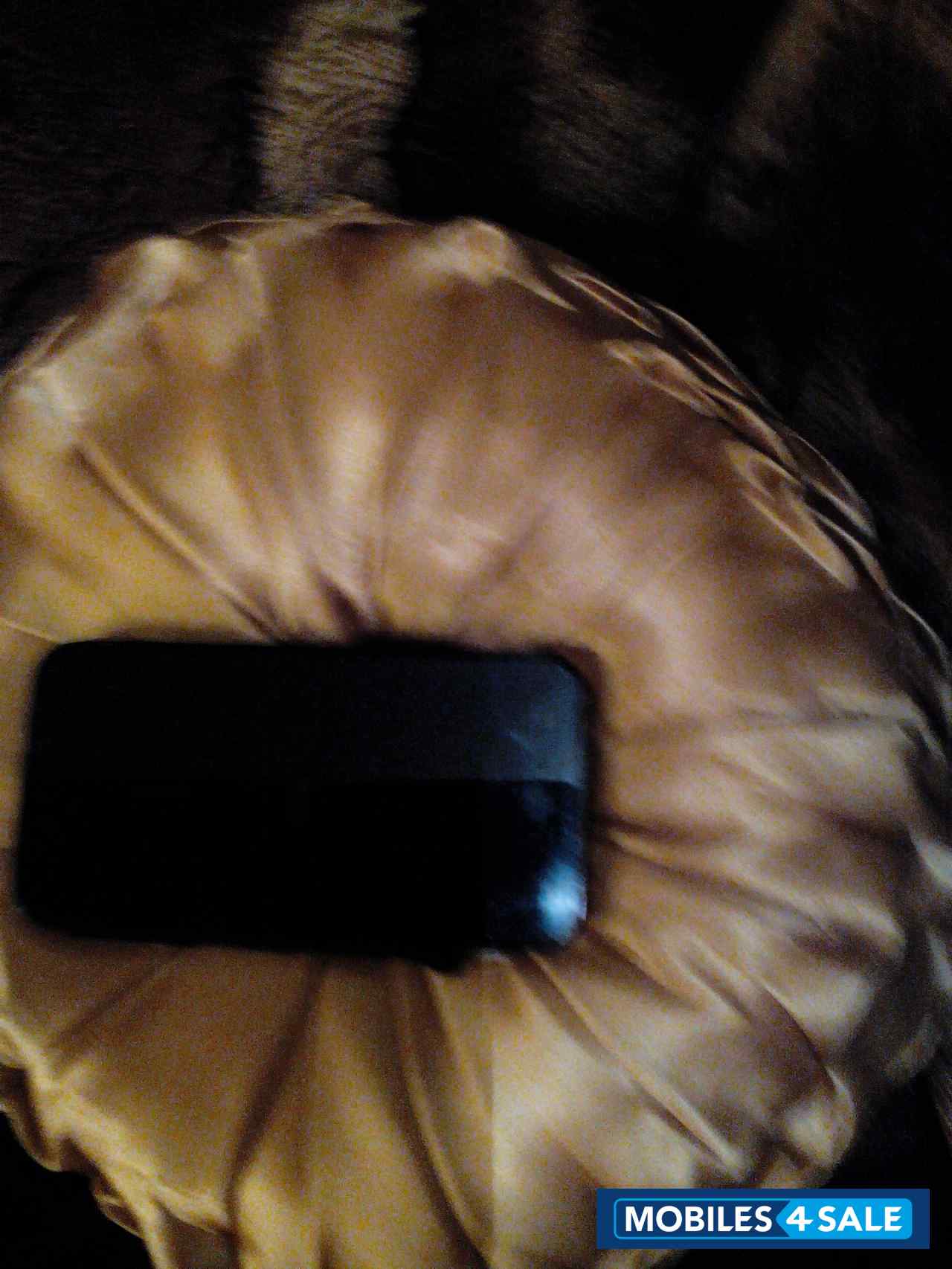 Black Karbonn S5 Titanium