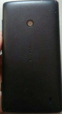 Black Nokia Lumia 520