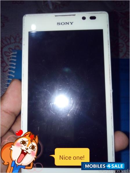 White Sony Xperia C