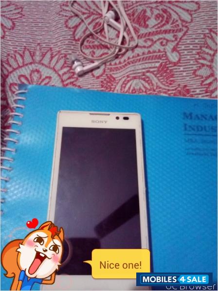 White Sony Xperia C White Sony Xperia C