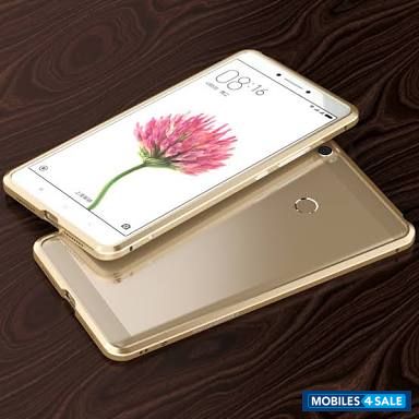 Silver Xiaomi Mi Max Prime