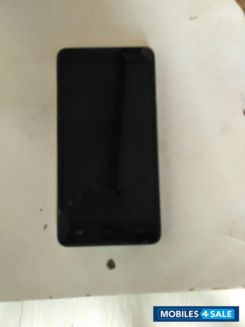 White Micromax Canvas Nitro A311