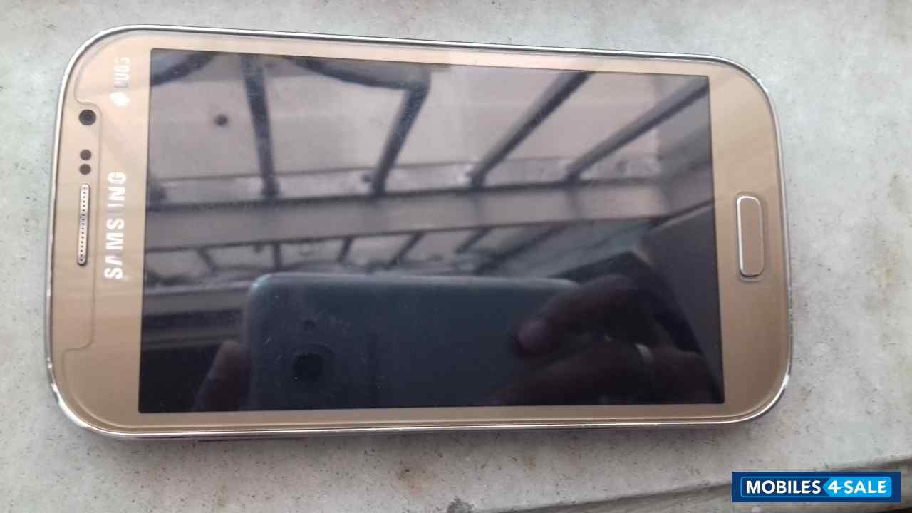 Gold Samsung Galaxy Grand Neo Plus
