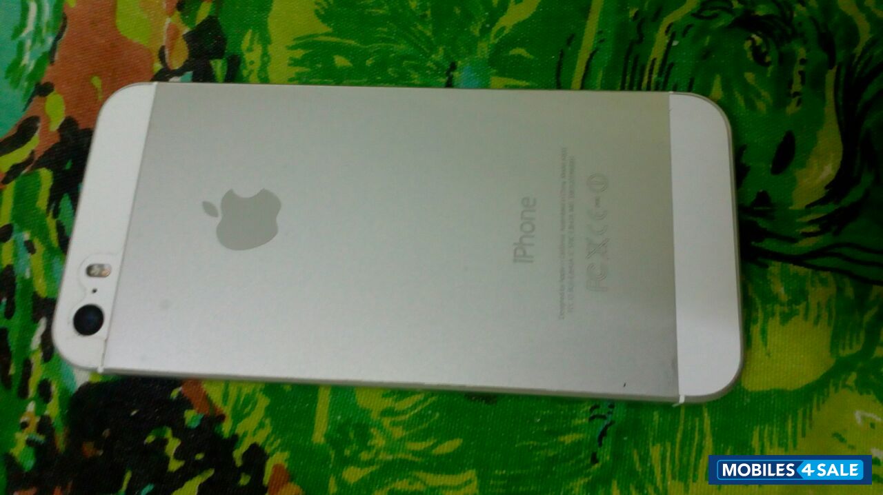 Silver Apple iPhone 5S