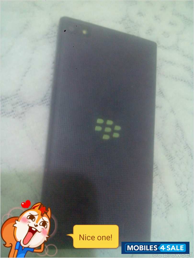 Black BlackBerry Z3 Black BlackBerry Z3